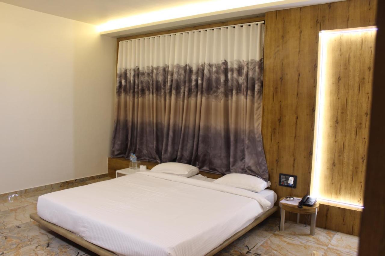 The Heaven Water Park And Resort & Restaurant Virpur Buitenkant foto